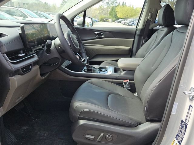 New 2026 Kia Carnival EX FWD image 13
