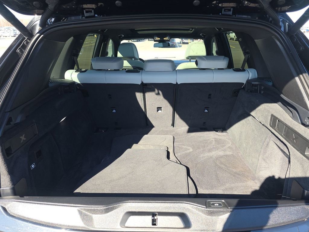 Used 2024 BMW X5 M60i image 11