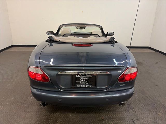 Used 2001 Jaguar XK8 Convertible image 32