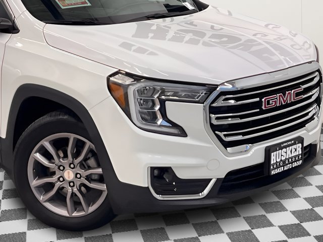 Certified 2024 GMC Terrain SLT AWD/4WD image 30