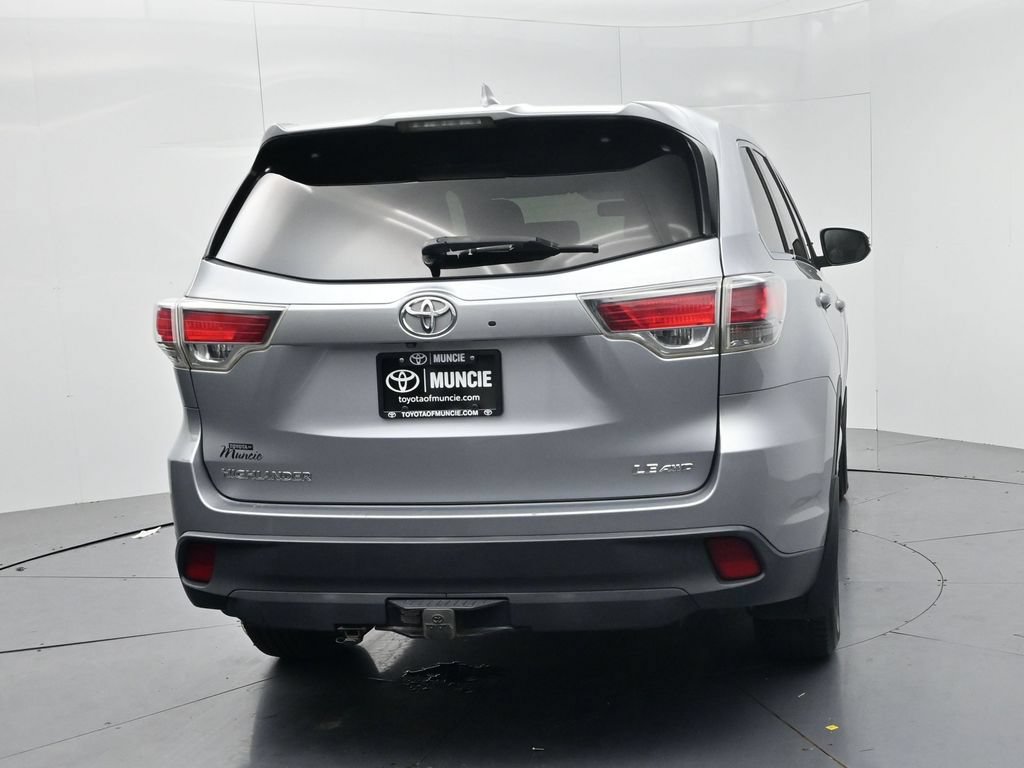 Used 2016 Toyota Highlander Plus AWD/4WD image 7