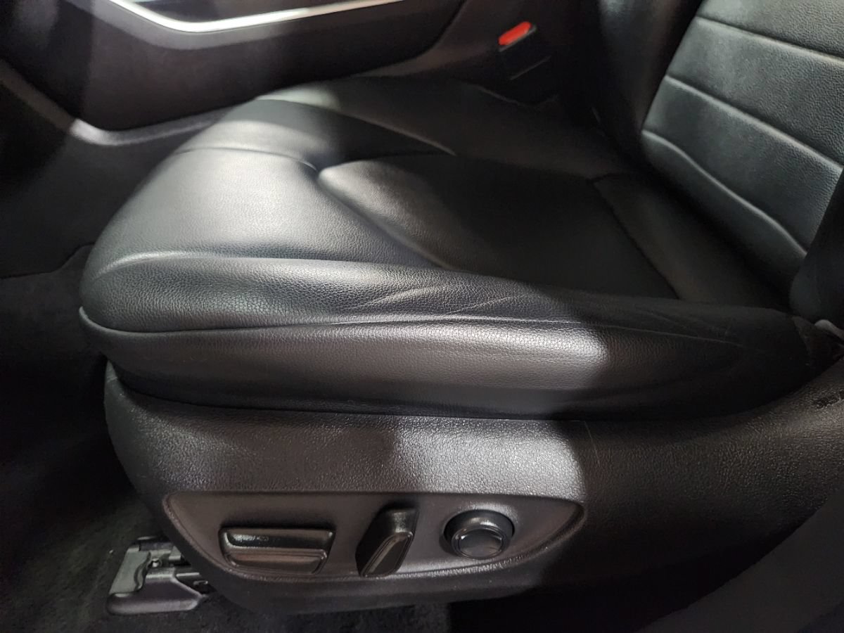 Used 2022 Toyota Highlander XLE FWD image 38