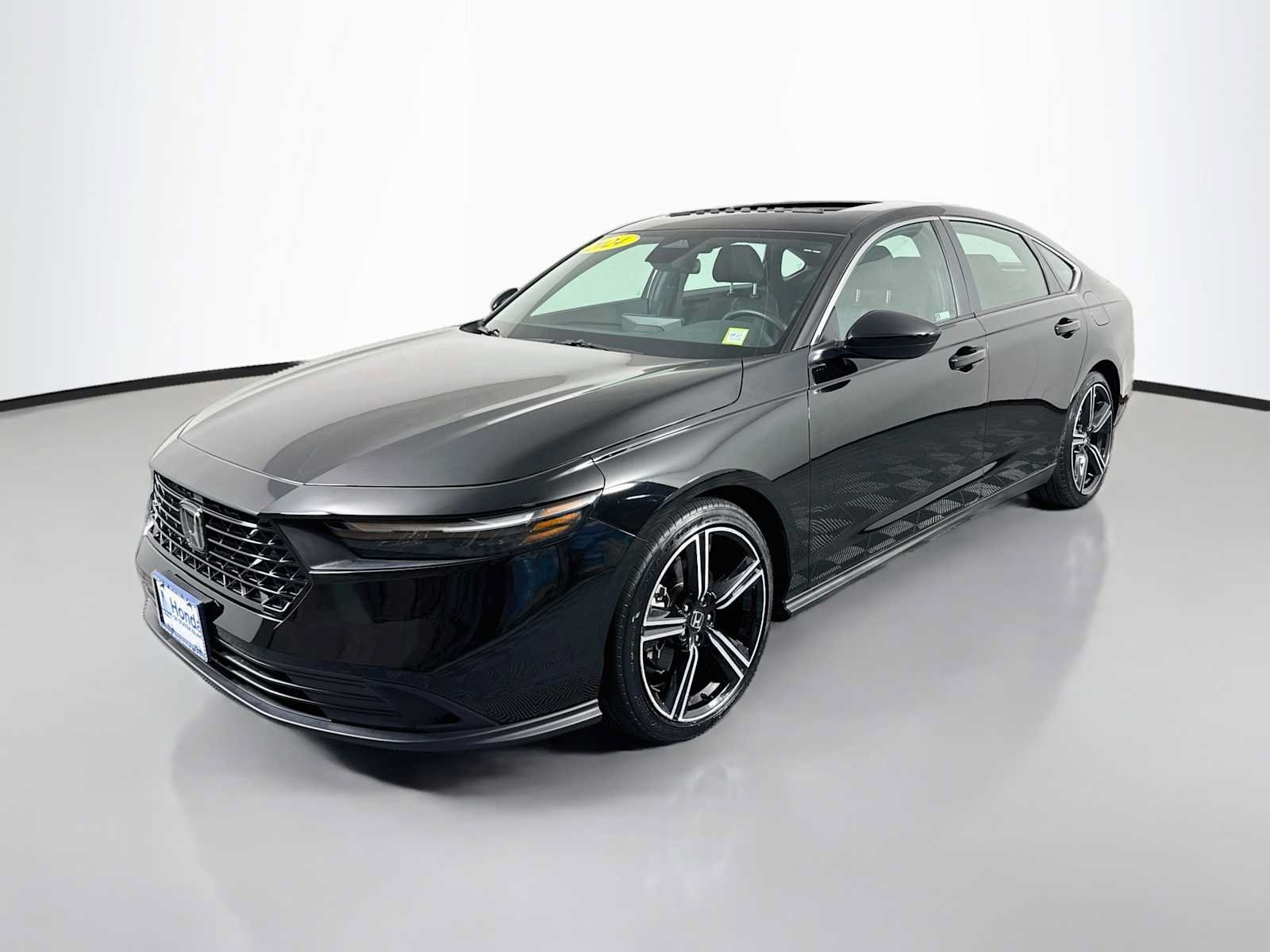 Certified 2024 Honda Accord Sport image 3