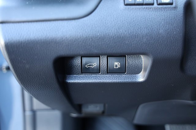 Certified 2025 Toyota Crown Signia w/ Advanced Technology Package image 16