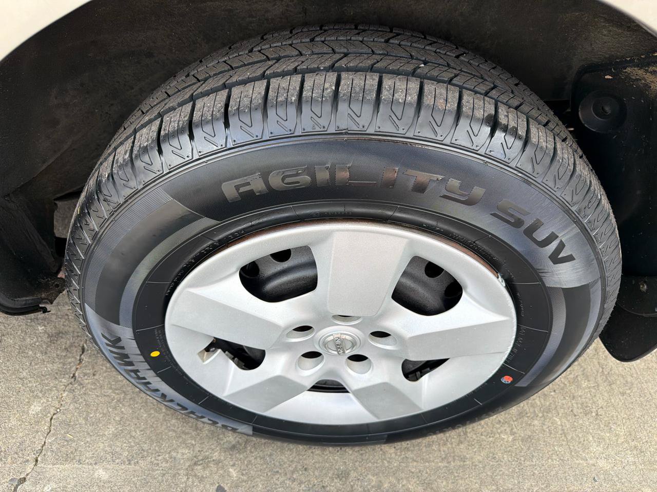 Used 2010 Nissan Rogue S AWD/4WD image 15