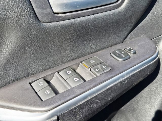 Used 2015 Toyota Camry SE image 29