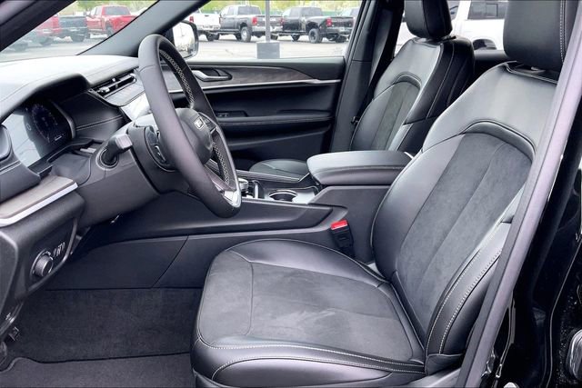 New 2026 Jeep Grand Cherokee L 4WD image 9