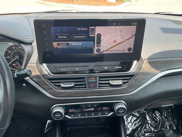 Used 2024 Nissan Altima 2.5 SL AWD/4WD image 19
