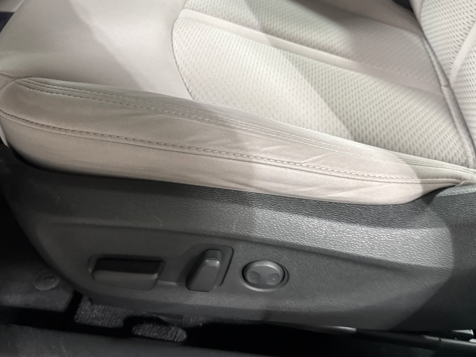 Used 2017 Hyundai Sonata Sport FWD image 12