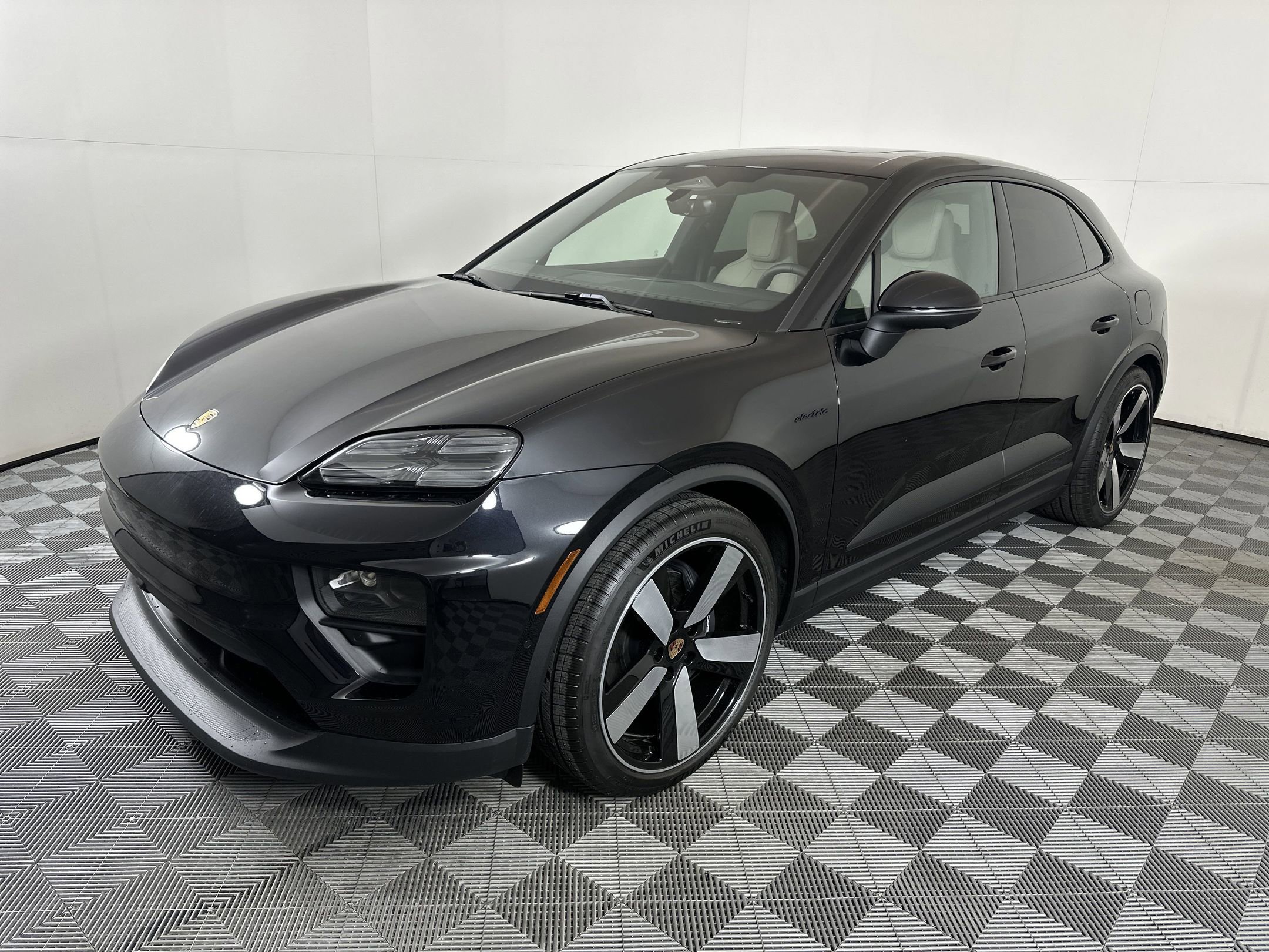 Used 2025 Porsche Macan 4 Electric