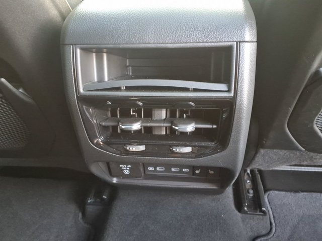 Certified 2023 Jeep Grand Cherokee Limited AWD/4WD image 10