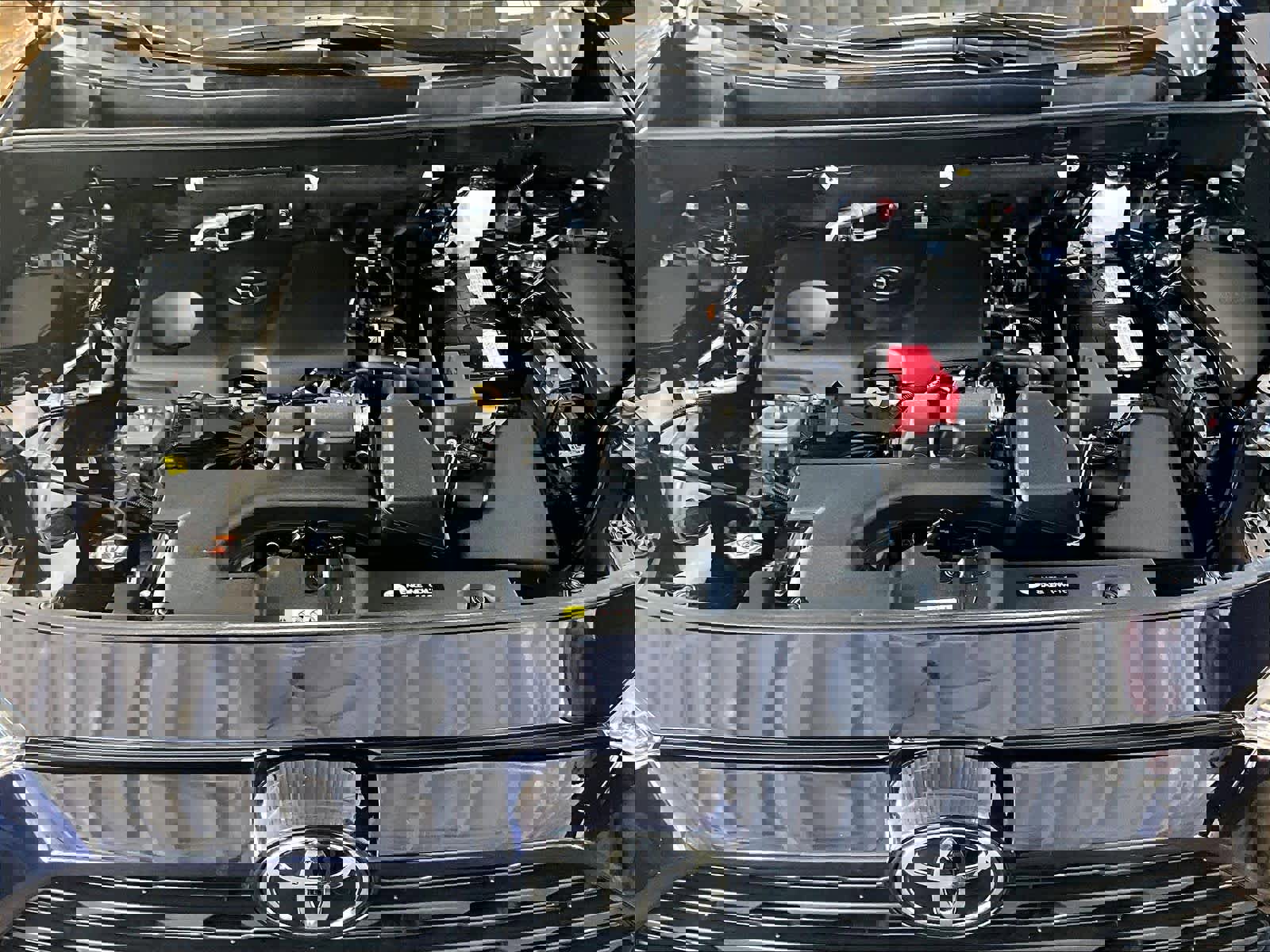 Used 2023 Toyota RAV4 XLE w/ Convenience Package image 29