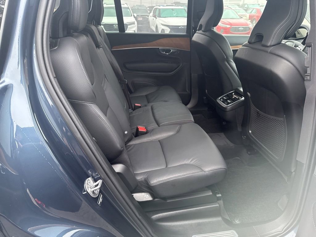 Used 2025 Volvo XC90 B5 Plus w/ Protection Package Premier image 43