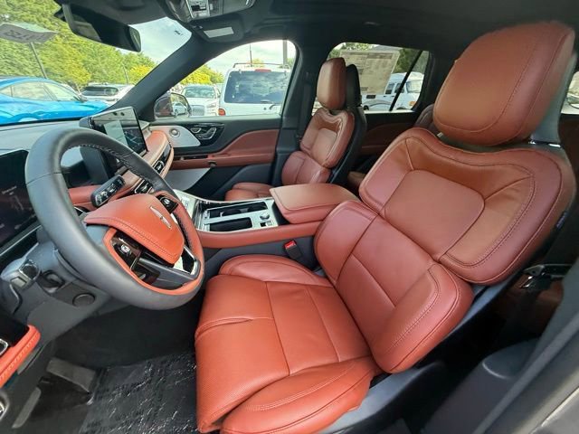 New 2025 Lincoln Aviator Reserve w/ Equipment Group 201A image 12
