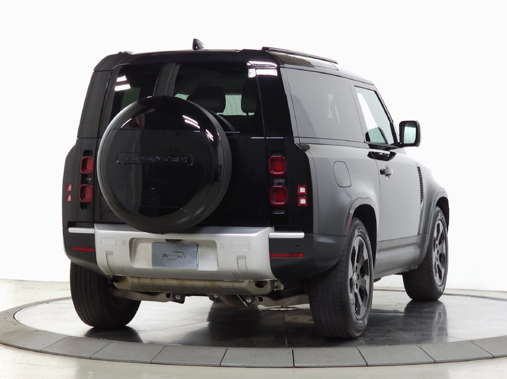 Used 2025 Land Rover Defender 90 S AWD/4WD image 6