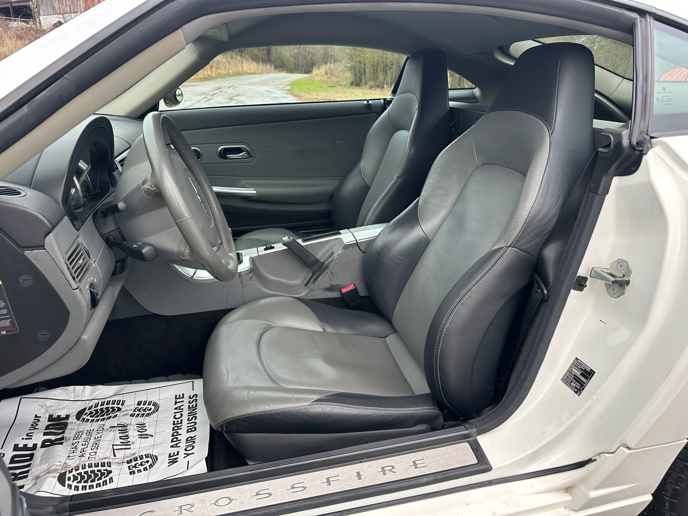 Used 2004 Chrysler Crossfire Coupe RWD image 9