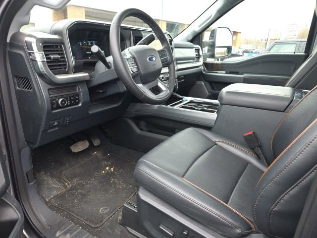 Used 2025 Ford F250 Lariat w/ Lariat Ultimate Package image 7