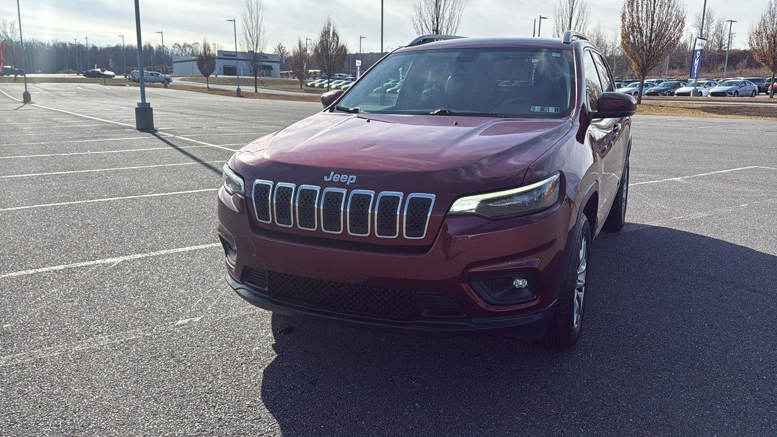 Used 2019 Jeep Cherokee Latitude Plus w/ Comfort/Convenience Group image 15