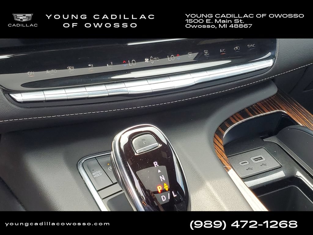 Used 2024 Cadillac Escalade Premium Luxury AWD/4WD image 20