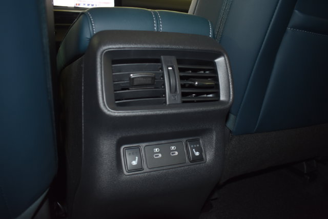 Certified 2026 Nissan Murano Platinum w/ Cargo Package AWD/4WD image 34