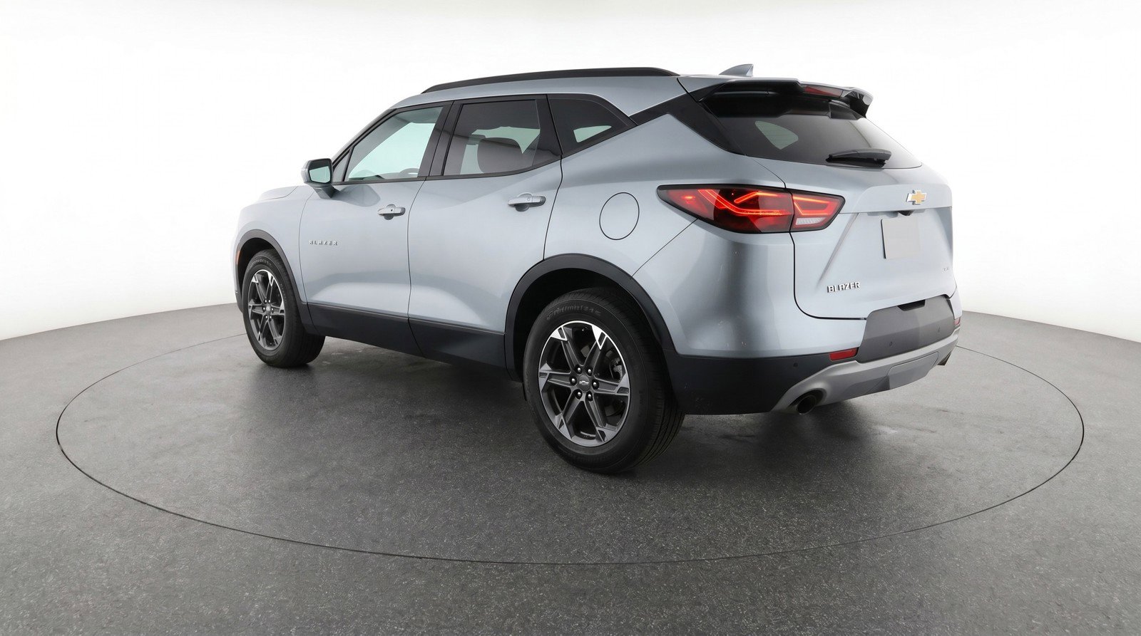 Used 2025 Chevrolet Blazer LT image 6