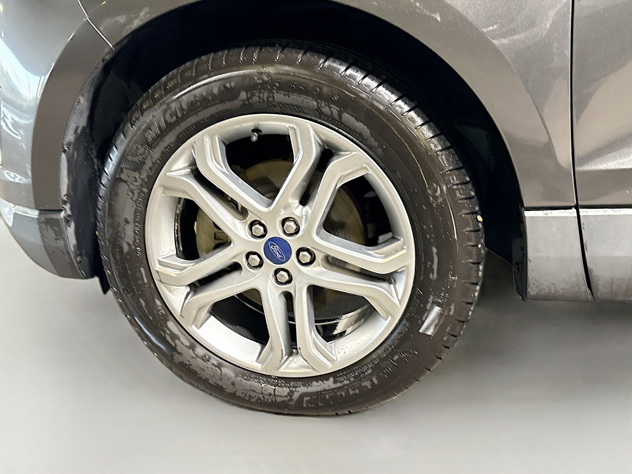 Used 2017 Ford Edge Titanium w/ Equipment Group 301A FWD image 42