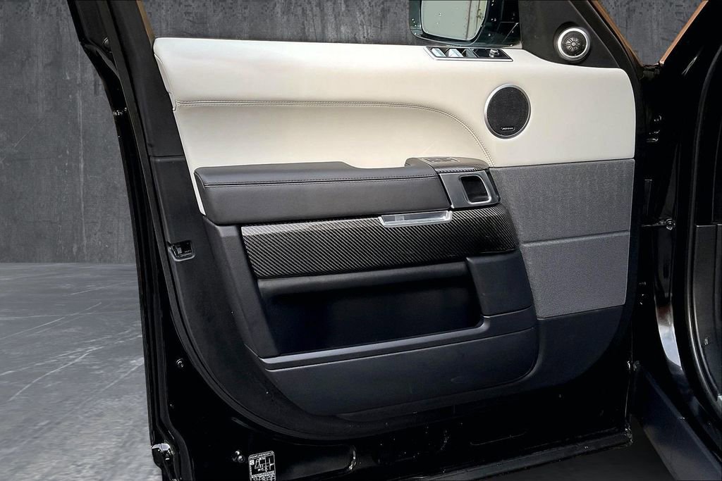 Certified 2022 Land Rover Range Rover Sport SVR image 20
