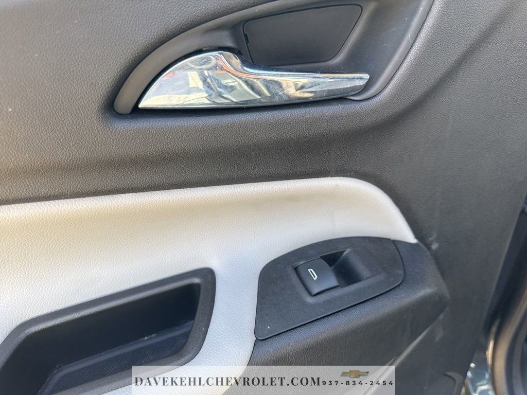 Used 2022 Chevrolet Equinox LS w/ LS Convenience Package image 19