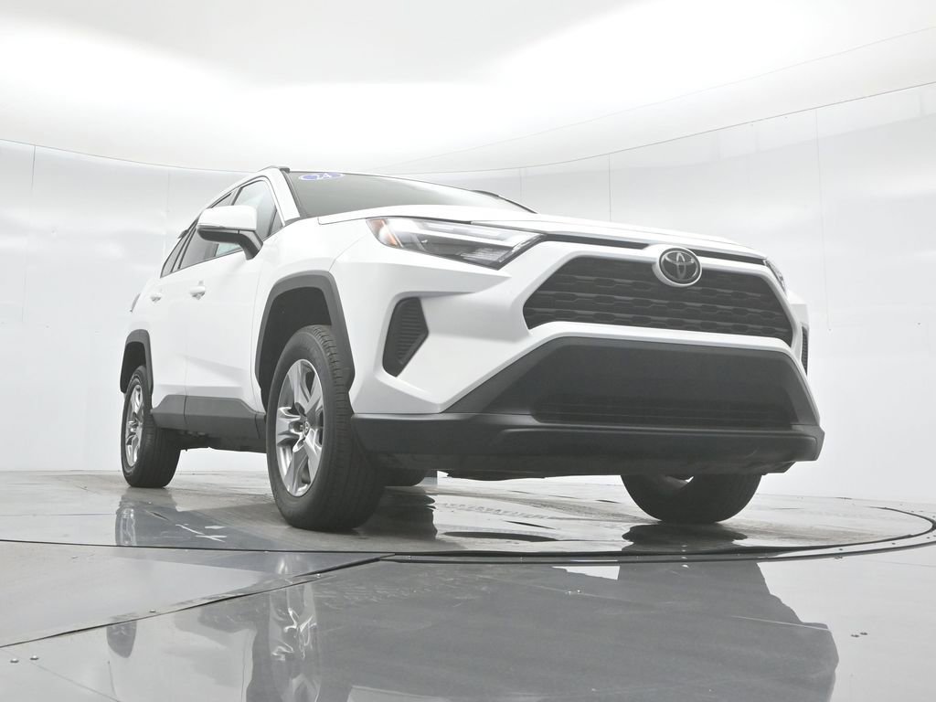 Used 2024 Toyota RAV4 XLE image 46