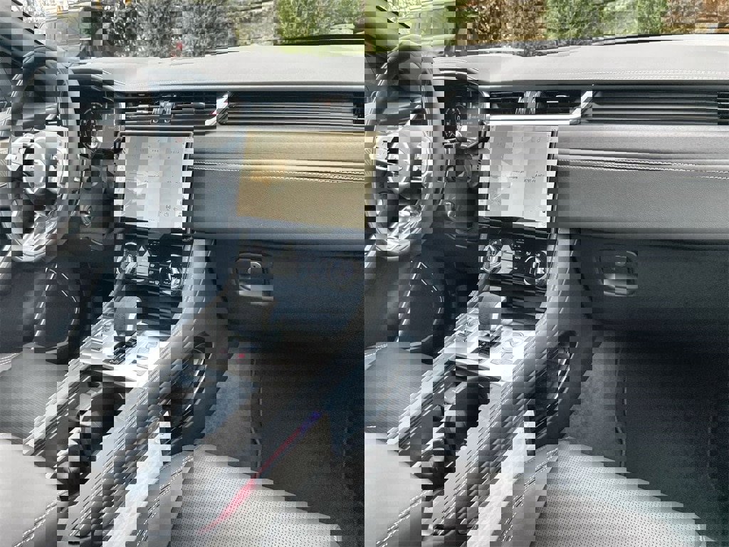 New 2026 Jaguar F-PACE R-Dynamic S image 14