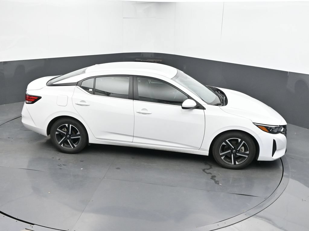 Used 2024 Nissan Sentra SV FWD image 34