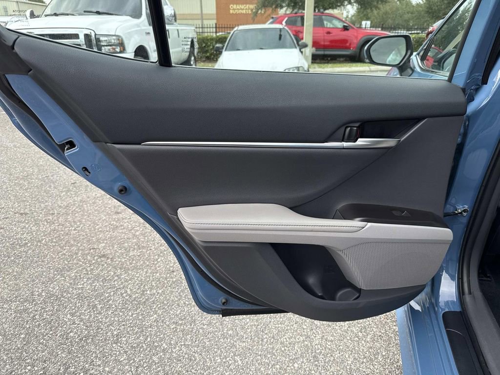 Used 2024 Toyota Camry XSE image 13