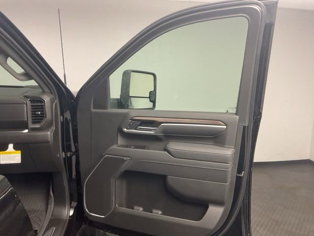 New 2026 Chevrolet Silverado 2500 LT w/ Z71 Off-Road Package image 21