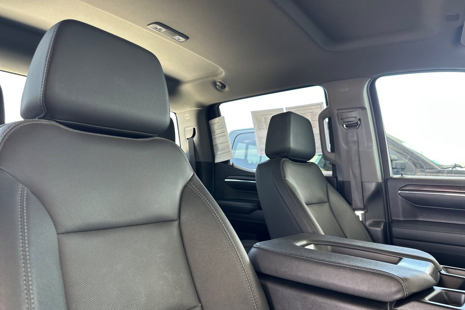 Used 2024 GMC Sierra 1500 SLT image 18