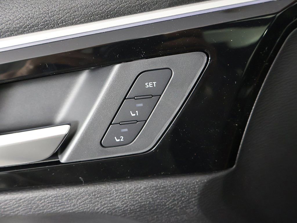 New 2025 Mitsubishi Outlander SEL image 43