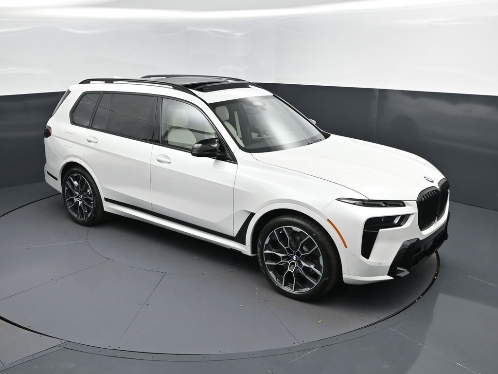New 2026 BMW X7 M60i image 37
