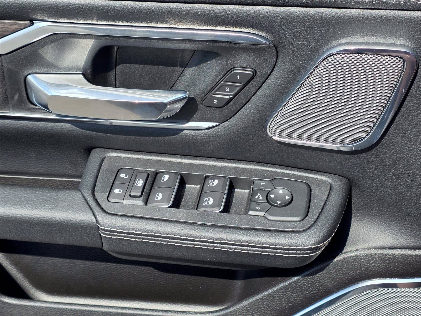 New 2026 RAM 1500 Laramie w/ Night Edition AWD/4WD image 30