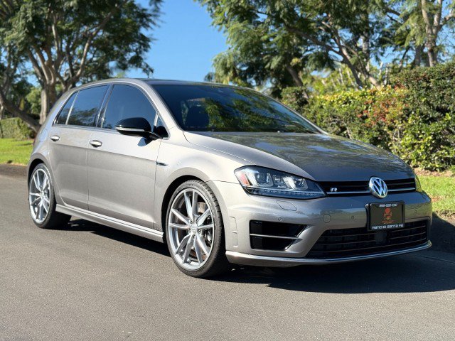 Used 2017 Volkswagen Golf 4-Door AWD/4WD image 11