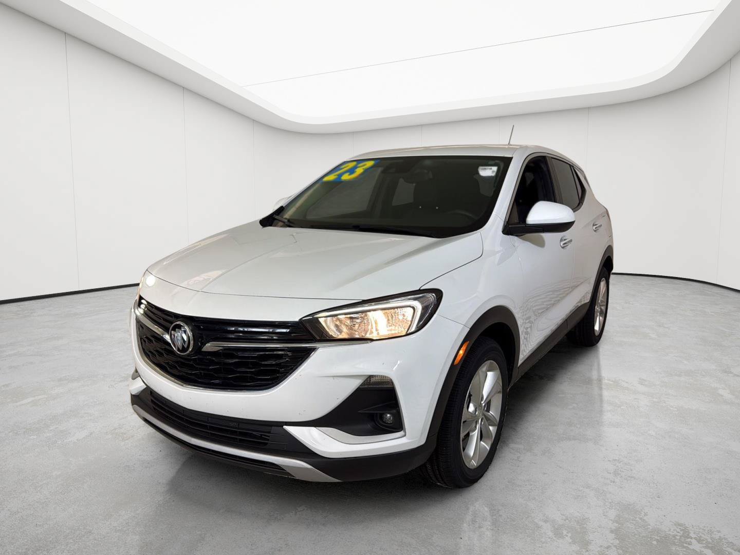 Used 2023 Buick Encore GX Preferred w/ Cold Weather Comfort Package FWD image 3