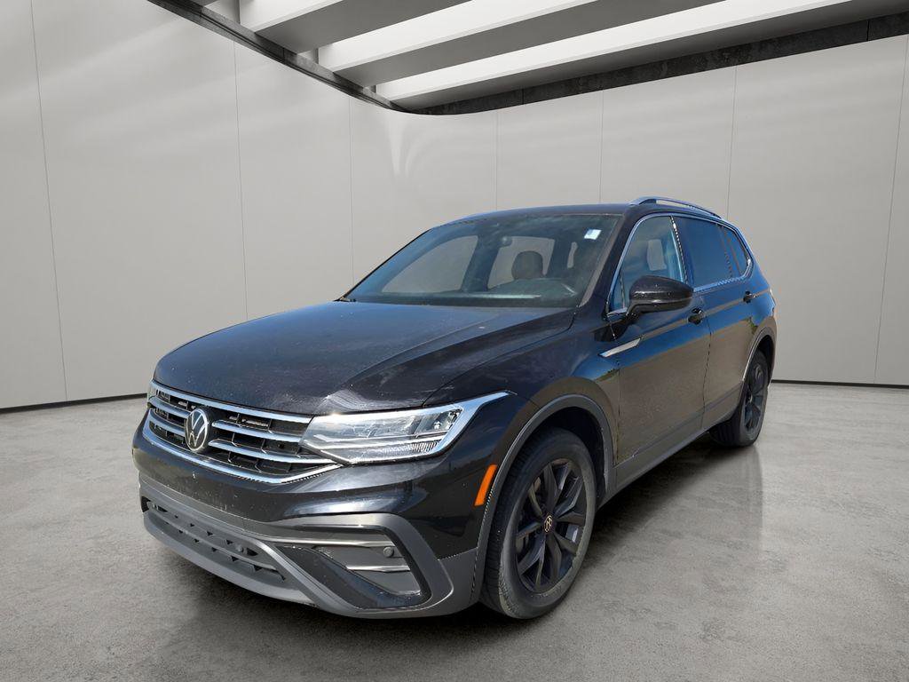 Used 2024 Volkswagen Tiguan SE