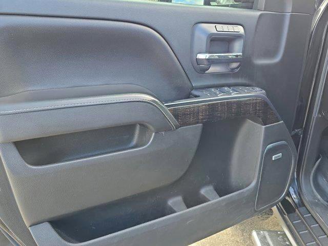 Used 2015 GMC Sierra 3500 Denali w/ Duramax Plus Package image 17