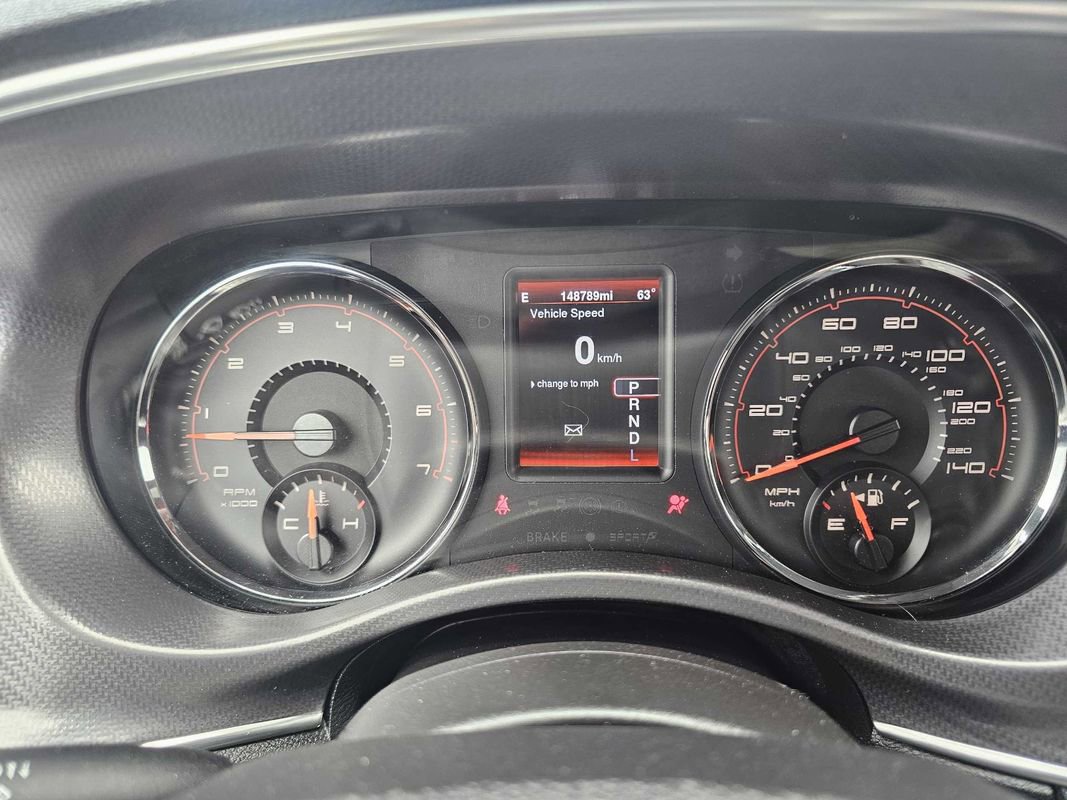 Used 2013 Dodge Charger SXT image 15