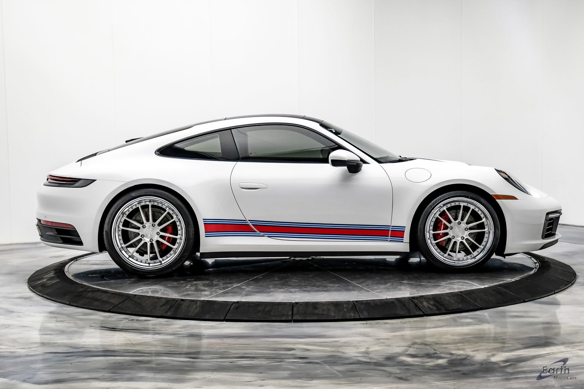 Used 2020 Porsche 911 Carrera RWD image 23