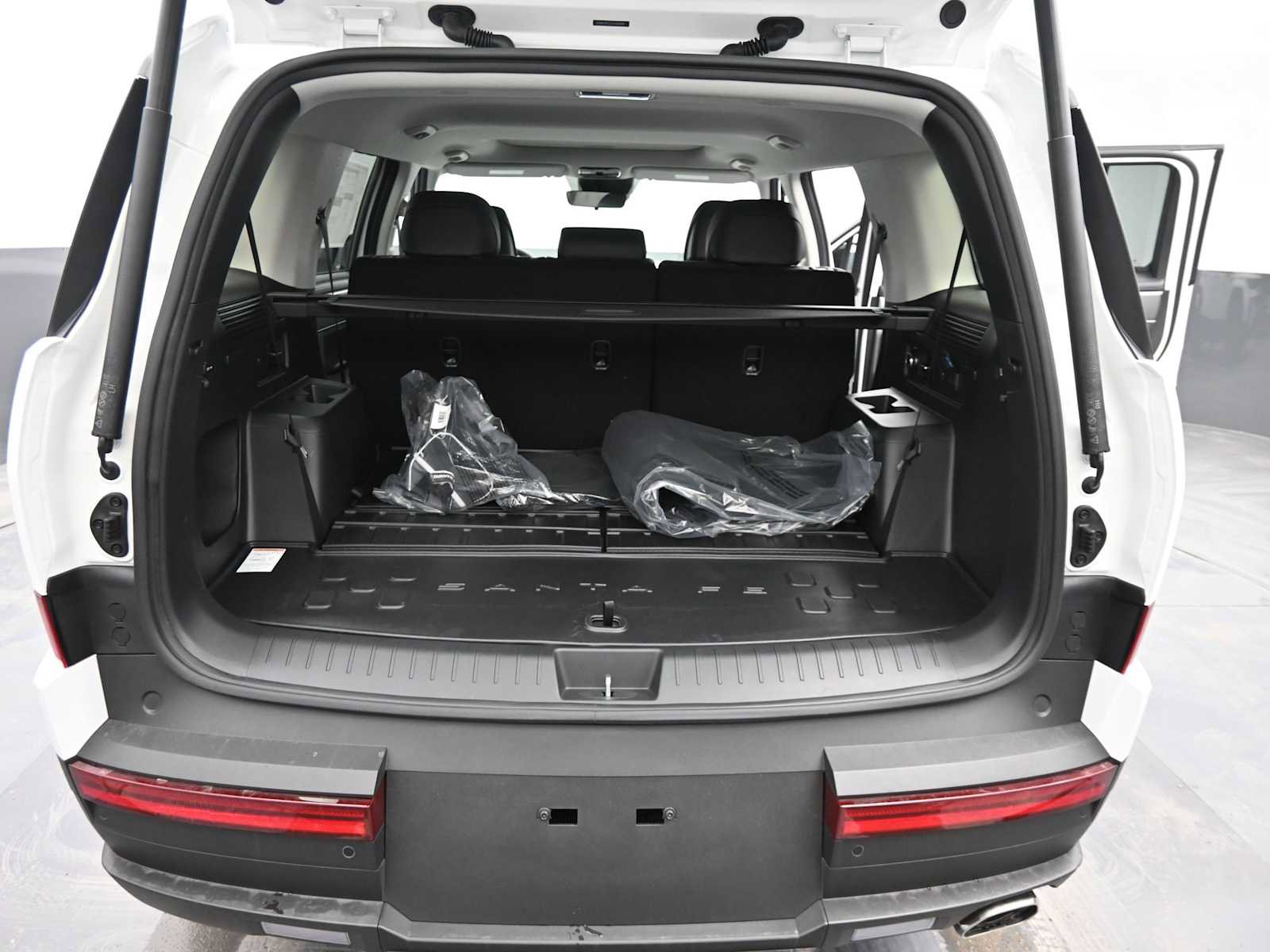 New 2026 Hyundai Santa Fe XRT image 13