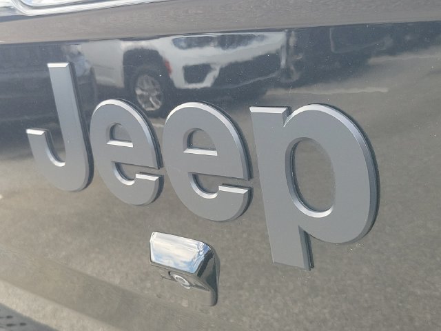 Used 2023 Jeep Gladiator Overland AWD/4WD image 16