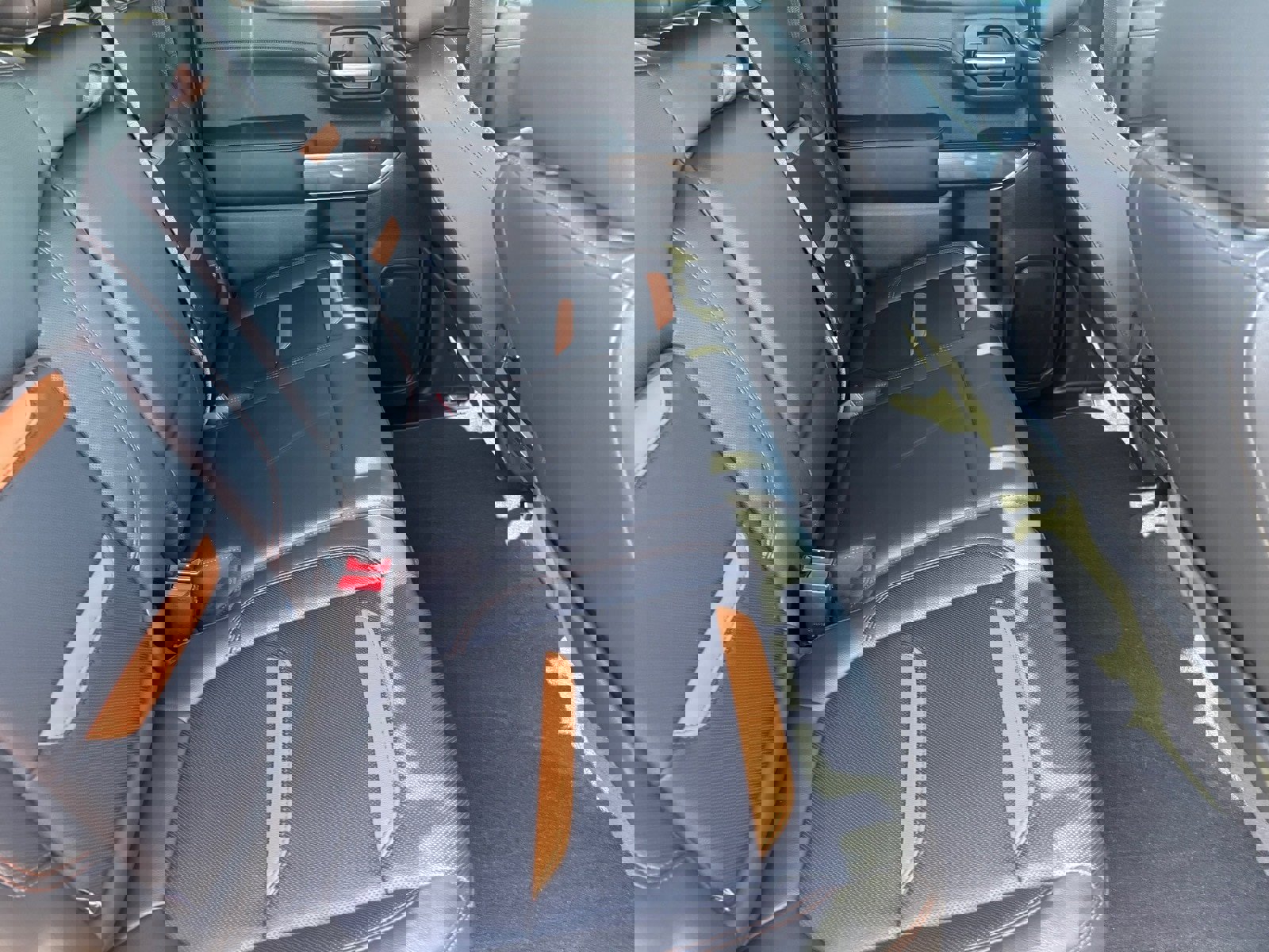 Used 2020 GMC Sierra 1500 AT4 w/ Technology Package image 17