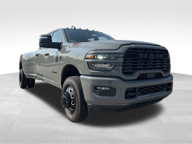 New 2026 RAM 3500 Big Horn AWD/4WD image 11