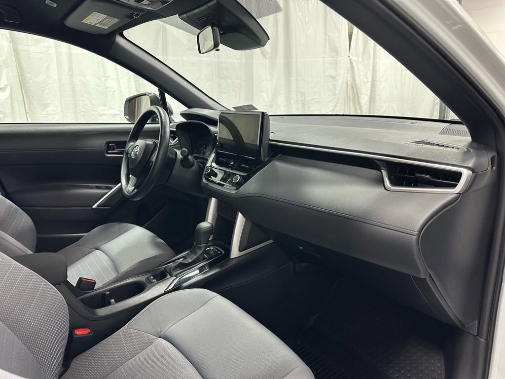 Used 2025 Toyota Corolla Cross AWD Hybrid image 63