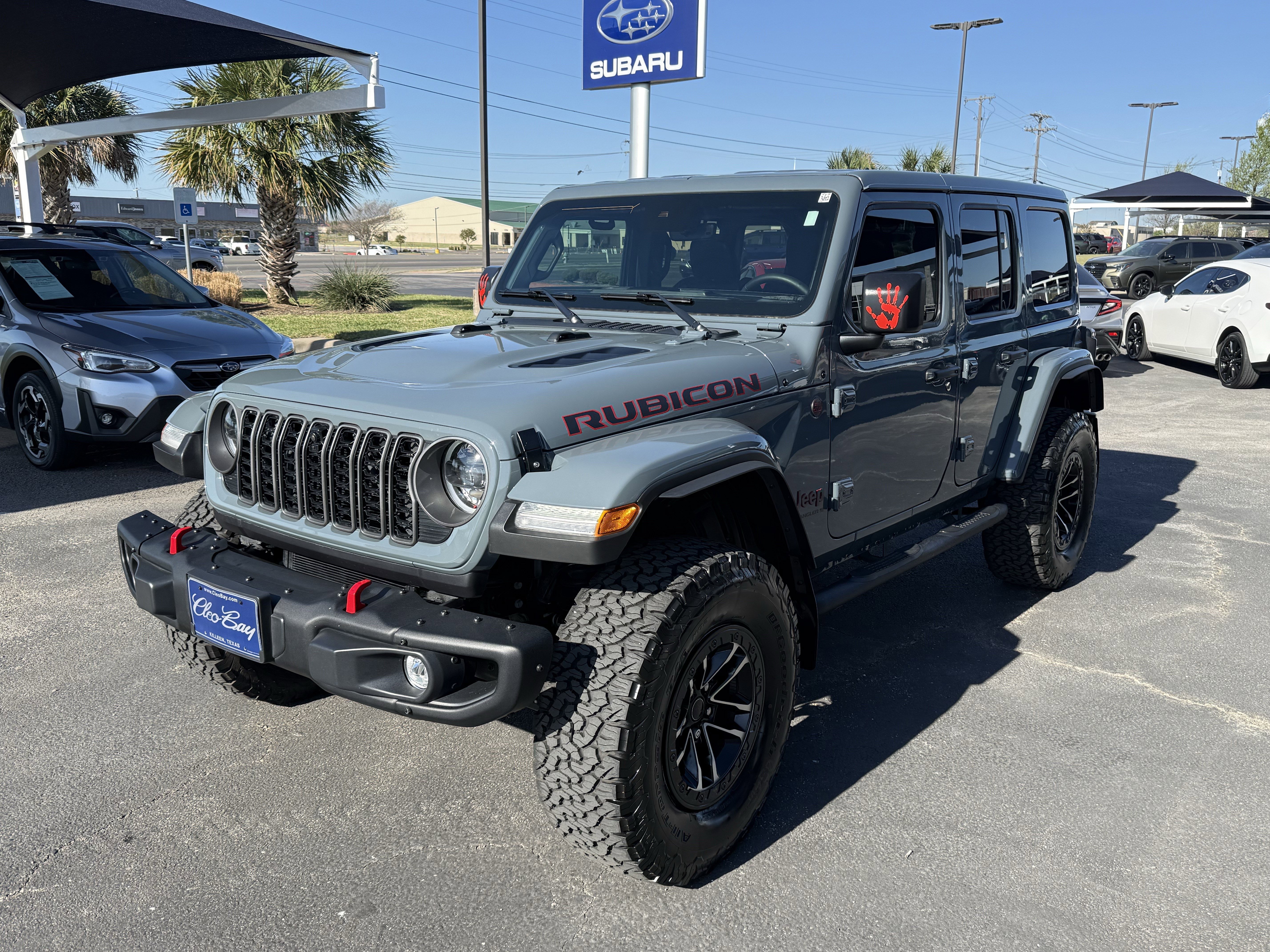 Used 2024 Jeep Wrangler Unlimited Rubicon image 3