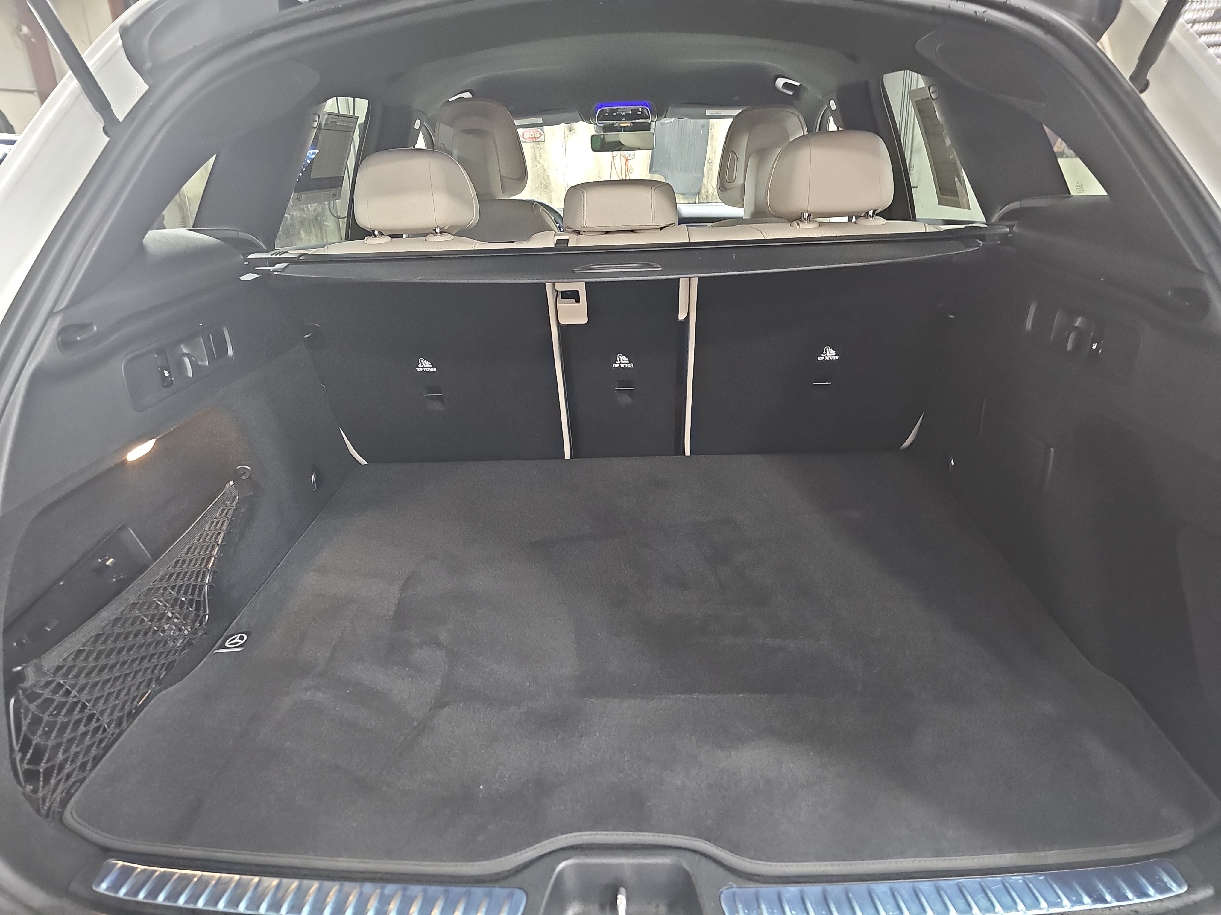 Used 2025 Mercedes-Benz GLC 300 4MATIC image 15